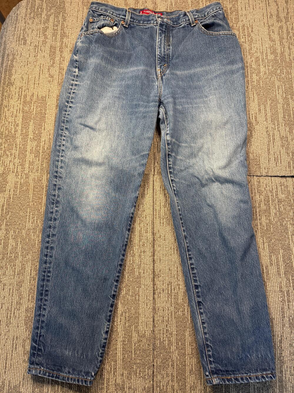 Levis 550 Relaxed Fit Jeans Womens 16 Medium Blue Medium Wash Tapered Denim